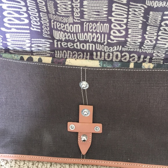 Italian print canvas Handbag - Picture 6 of 7